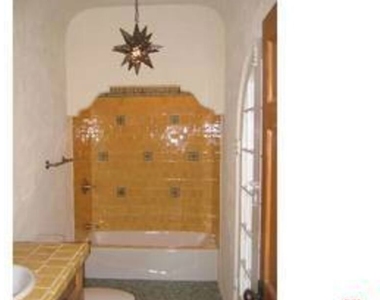 213 El Camino Drive - Photo Thumbnail 13