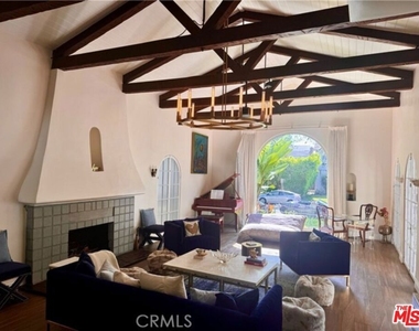 213 El Camino Drive - Photo Thumbnail 4