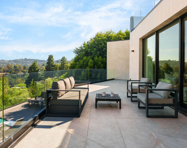 16110 Meadowview Drive - Photo Thumbnail 45