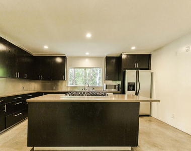 11559 Dona Evita Drive - Photo Thumbnail 3