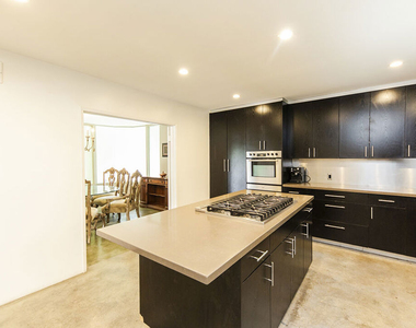 11559 Dona Evita Drive - Photo Thumbnail 4