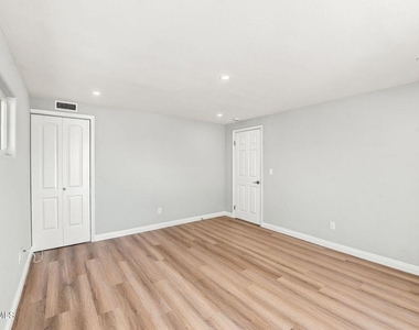 1516 Ocean Drive - Photo Thumbnail 18