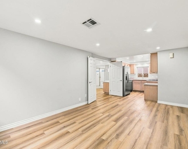 1516 Ocean Drive - Photo Thumbnail 25
