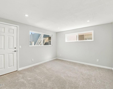 1516 Ocean Drive - Photo Thumbnail 10