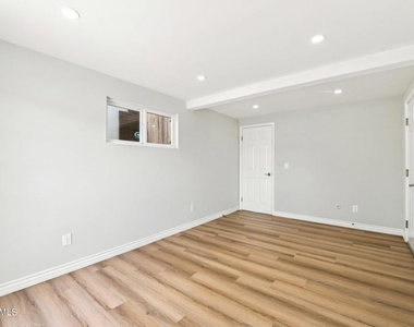1516 Ocean Drive - Photo Thumbnail 16
