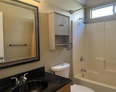 52440 Avenida Carranza - Photo Thumbnail 10