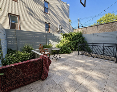62-13 Catalpa Avenue - Photo Thumbnail 14
