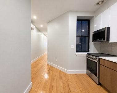 62-13 Catalpa Avenue - Photo Thumbnail 3