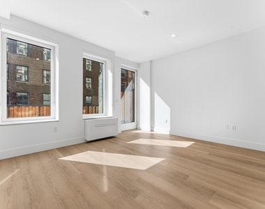 55 Broad Street - Photo Thumbnail 2