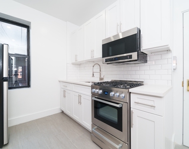 703 9th Avenue - Photo Thumbnail 5