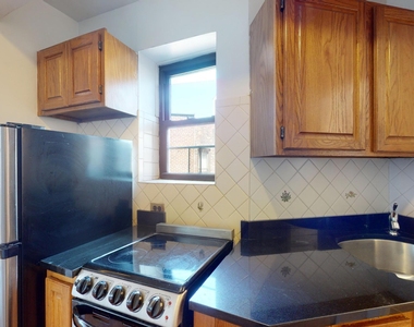 West 22nd Street - Photo Thumbnail 5
