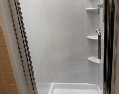 405 Woodbridge Drive - Photo Thumbnail 10