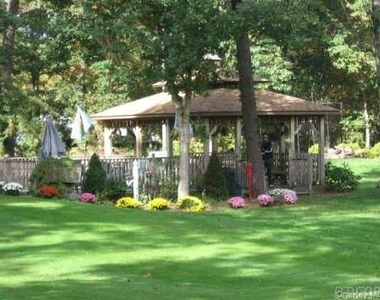 405 Woodbridge Drive - Photo Thumbnail 18