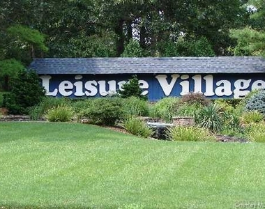 405 Woodbridge Drive - Photo Thumbnail 13