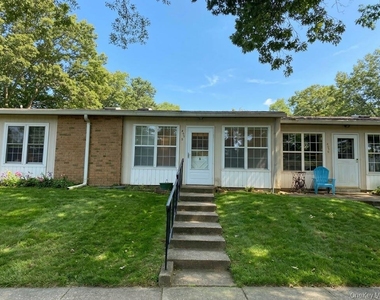 405 Woodbridge Drive - Photo Thumbnail 1