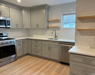 1353 Old Northern Boulevard - Photo Thumbnail 1