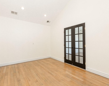 56 Riverdale Avenue - Photo Thumbnail 7