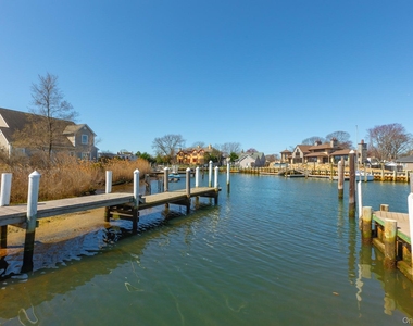 56 Riverdale Avenue - Photo Thumbnail 11