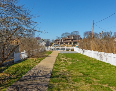 56 Riverdale Avenue - Photo Thumbnail 10