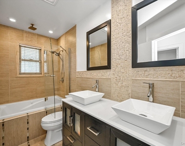 20911 85th Avenue - Photo Thumbnail 13