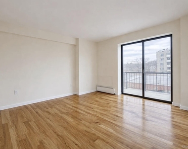 145-18 34th Avenue - Photo Thumbnail 2