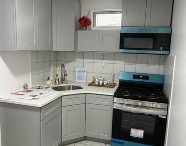 5814 58th Avenue - Photo Thumbnail 5