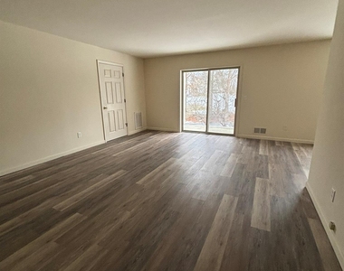 194 E Main Street - Photo Thumbnail 7