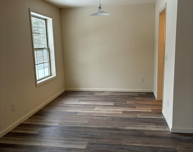 194 E Main Street - Photo Thumbnail 10