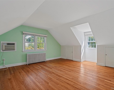 29 Coralyn Avenue - Photo Thumbnail 18