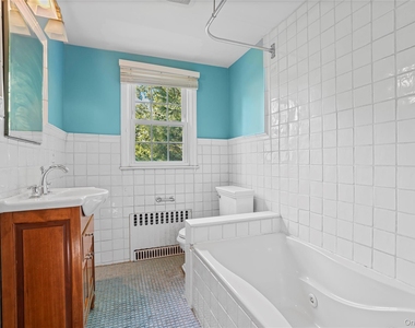 29 Coralyn Avenue - Photo Thumbnail 22