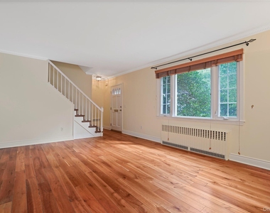 29 Coralyn Avenue - Photo Thumbnail 4