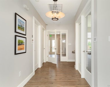 6 Hudson West Drive - Photo Thumbnail 21