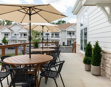 6 Hudson West Drive - Photo Thumbnail 20