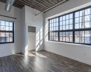 121 Westmoreland Avenue - Photo Thumbnail 4