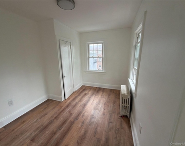 15 Stevens Street - Photo Thumbnail 14