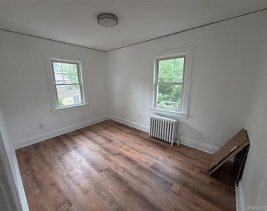 15 Stevens Street - Photo Thumbnail 13