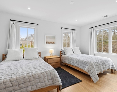 8 Sweetgrass Road - Photo Thumbnail 14