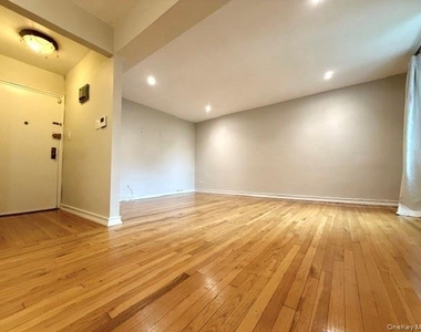 212-04 75th Avenue - Photo Thumbnail 14