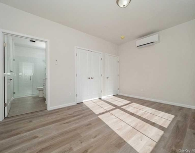 4 South Hills Way - Photo Thumbnail 10