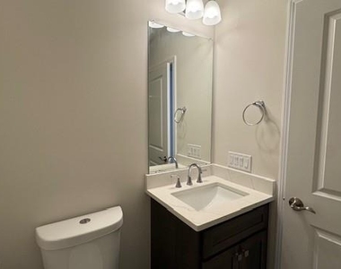 135 Cooper Road - Photo Thumbnail 8