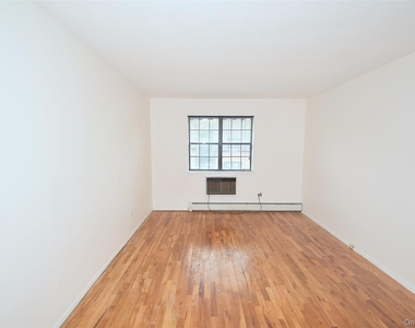 220-47 67 Ave - Photo Thumbnail 16