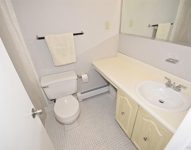 220-47 67 Ave - Photo Thumbnail 10