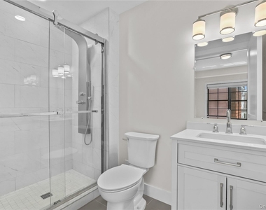 11 Purdy Street - Photo Thumbnail 13