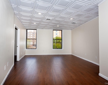 934 South Street - Photo Thumbnail 8