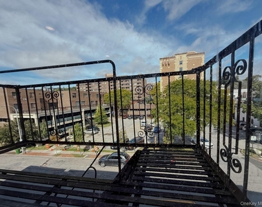 934 South Street - Photo Thumbnail 12