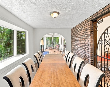 16 W Lake Boulevard - Photo Thumbnail 10