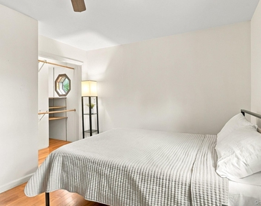 16 W Lake Boulevard - Photo Thumbnail 24