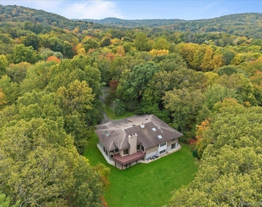 21 Tall Pines Lane - Photo Thumbnail 3