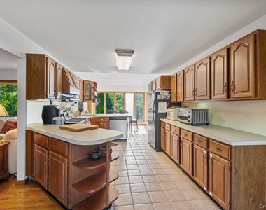 210 Lewis Road - Photo Thumbnail 15
