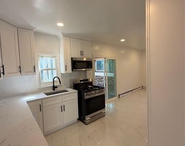 23 Mansion Avenue - Photo Thumbnail 4